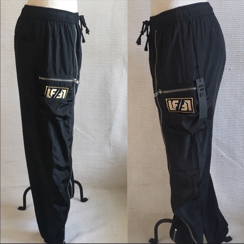 New! LF  high waist, zipper joggers. - Picture 4 of 5